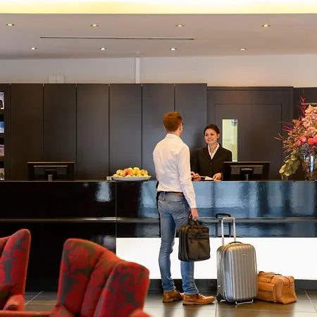 Hotell Mercure Center Stuttgart
