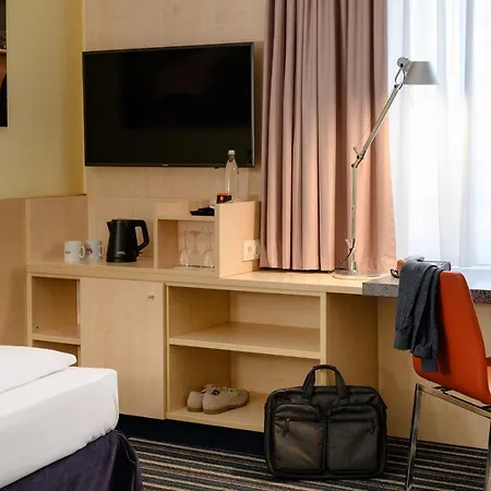Mercure Center