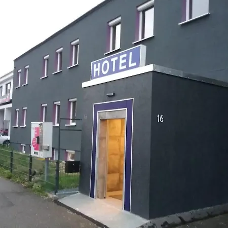 Hotel P&p V-v Ug