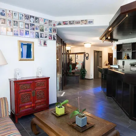 Astoria Am Urachplatz Hotell Stuttgart