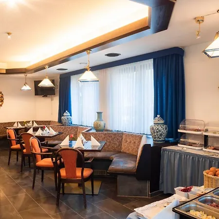 Hotell Astoria Am Urachplatz