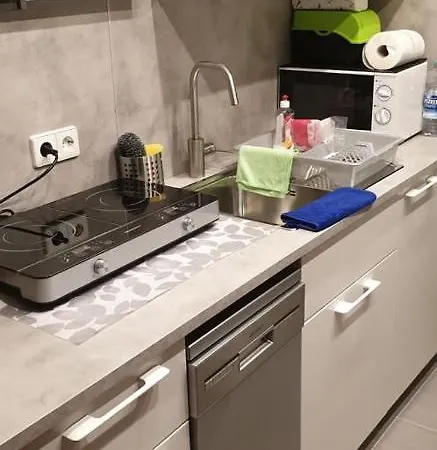 Einzimmer Im Si-centrum Stuttgart-moehringen * Stuttgart