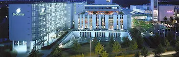Maseven Si Centrum Ehem Si-suites Апарт-отель