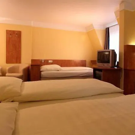 Astro - Nichtraucherhotel Hotel