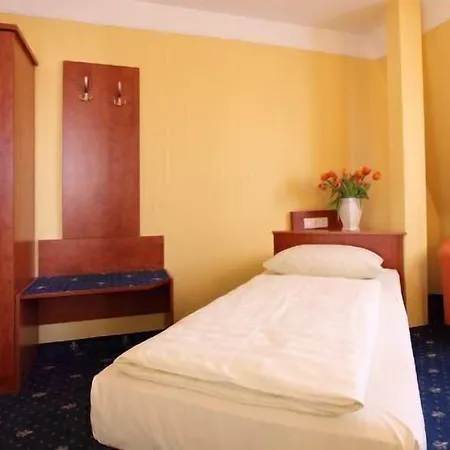 Astro - Nichtraucherhotel Hotel