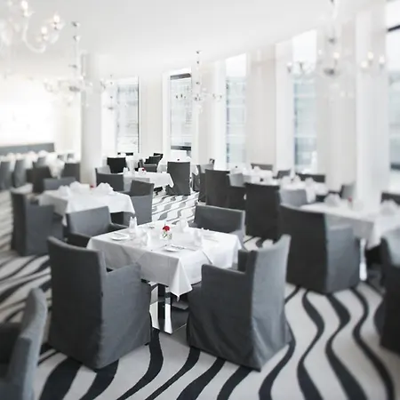 Moevenpick Stuttgart Airport Hotel