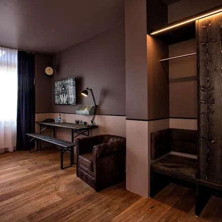 Ξενοδοχείο Western Loftstyle Stuttgart-zuffenhausen 3*