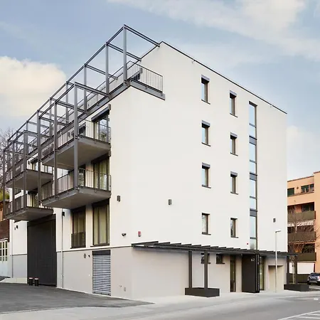 아파트호텔 Livisit Bergapartments 슈투트가르트