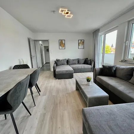 Nujen- Und Zuffenhausen Appartement *