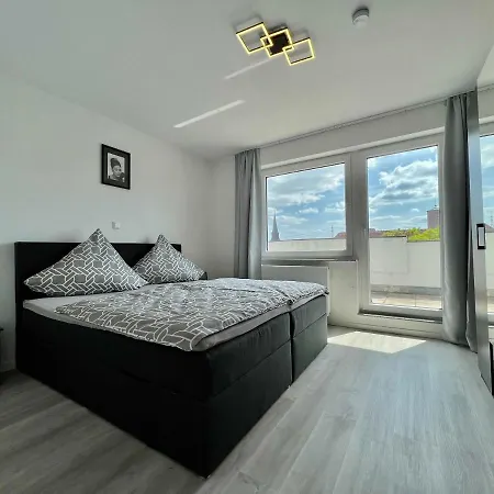 Nujen- Und Zuffenhausen Appartement