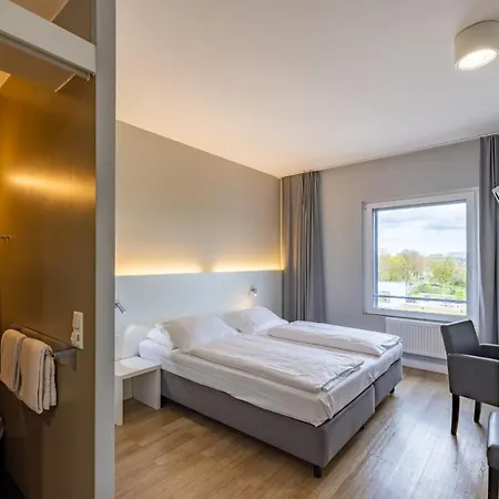 Mk Hotell 3*