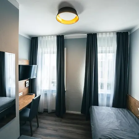 Vau Hotel *
