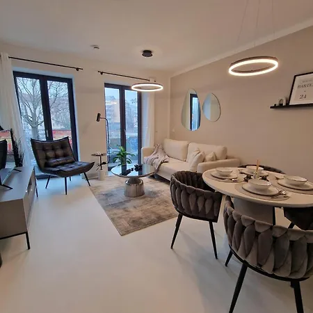Lägenhet Lux Living - Stilvolles Wohnen Im Zentrum Stuttgart