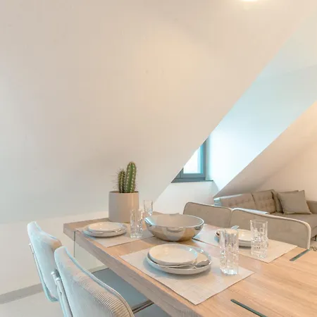 Lägenhet Lux Living - Stilvolles Wohnen Im Zentrum