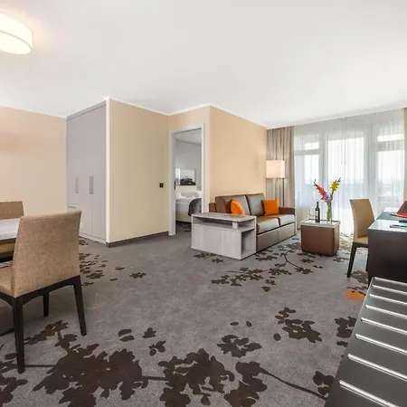 Maseven Si Centrum Ehem Si-suites Апарт-отель 4*