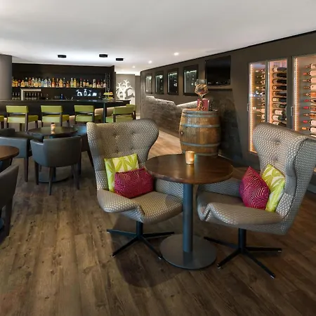 Апарт-отель Maseven Si Centrum Ehem Si-suites 4*