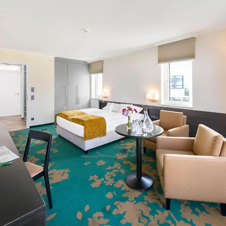 Maseven Si Centrum Ehem Si-suites 4* Штутгарт