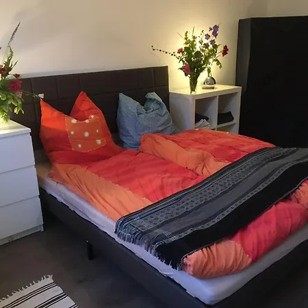 Check-in Central 4-bedroom 100m2 Stuttgart