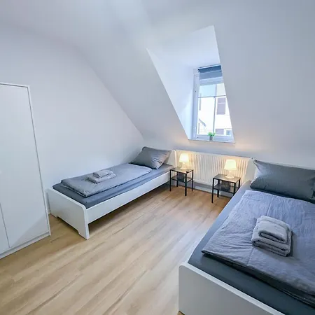 Апартаменты Alfa 3 6 Betten Wasen Mercedesbenz Mhp Arena L Bad I Kueche L Wifi & Smarttv L 3br & 6 Beds L Bathroom L Kitchen *