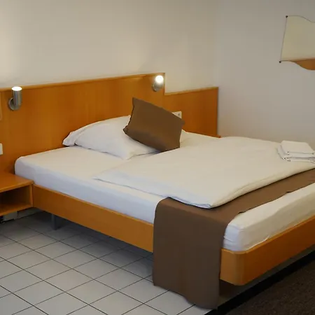 Szálloda Elha Stuttgart