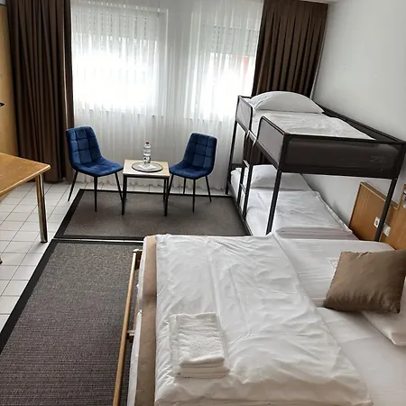 Elha Szálloda Stuttgart