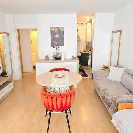 Nr 5 Bei Augsburger Platz Apartman