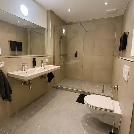 Seductive Apt, With High Class Апартаменты *