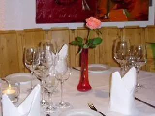 Gloria Superior 3*