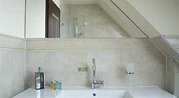 Hotell Astoria Am Urachplatz Stuttgart