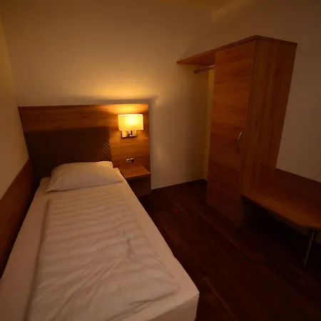 Szálloda Linde Stuttgart