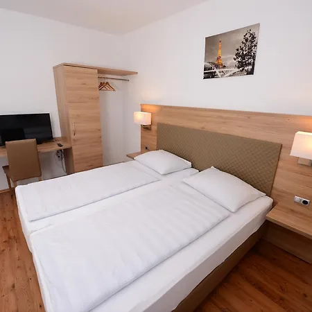 Linde Szálloda Stuttgart