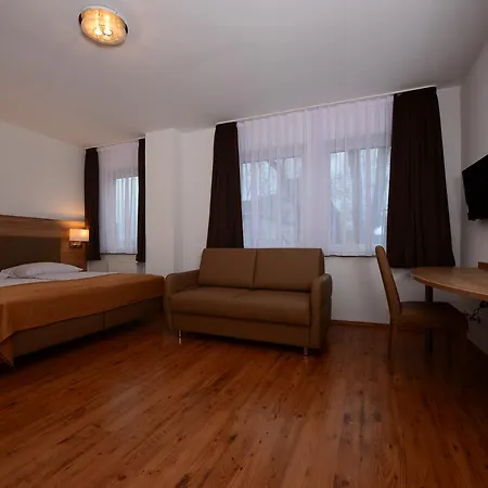 Szálloda Linde Stuttgart