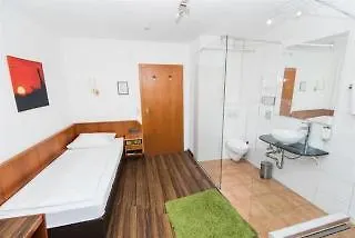 Hotell Am Friedensplatz 3*