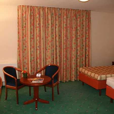 Best Western Ketterer Hotel 3*