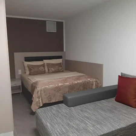 Aparthotel Meri Boarding Europaplatz 4*