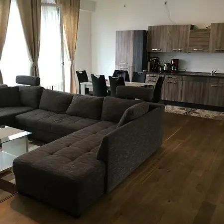 Penthouse Im Herzen Stuttgarts Daire