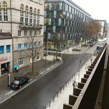 Daire Penthouse Im Herzen Stuttgarts *