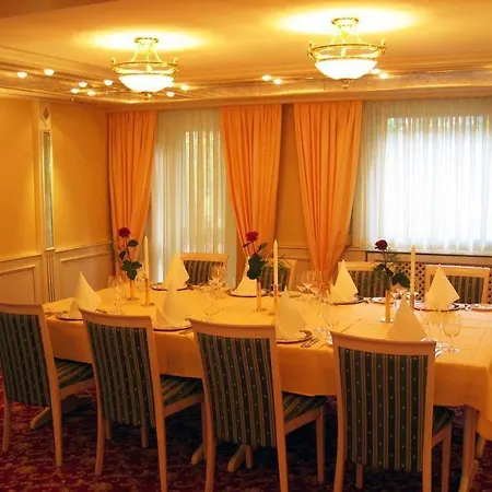 Woertz Schlosschen Zur Weinsteige Estugarda