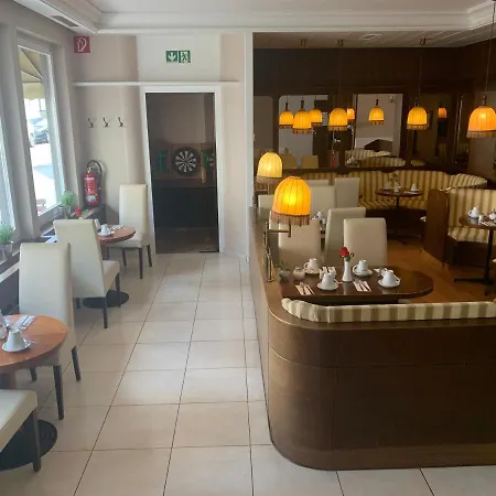 Hafner Hotel- -self Check-in 24h 酒店