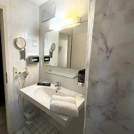 Otel Freihof 3*