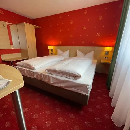 Hafner Hotel- -self Check-in 24h 酒店 3*