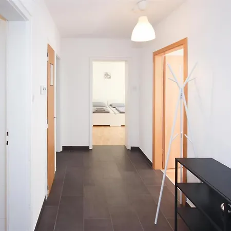 Alfa Mitte 2 City-lage Berliner Platz Balkon Netflix Kueche Wm L 2br 5 Beds 6 People L Fully Equipped Kitchen & Bathroom Stoccarda