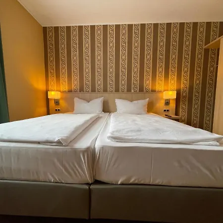 Hafner Hotel- -self Check-in 24h 酒店
