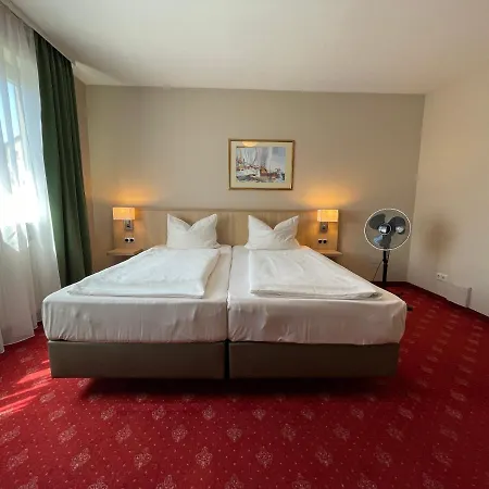 酒店 Hafner Hotel- -self Check-in 24h 3*