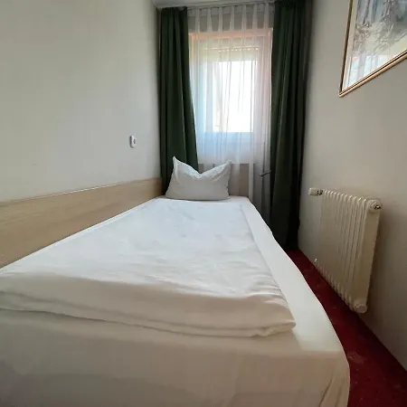 Hafner Hotel- -self Check-in 24h 酒店 斯图加特