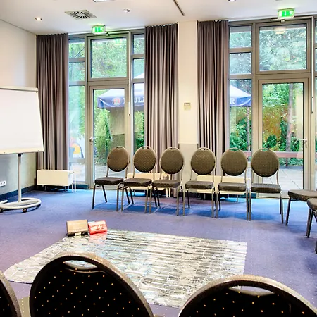 Szálloda Achat Airport Messe 3*