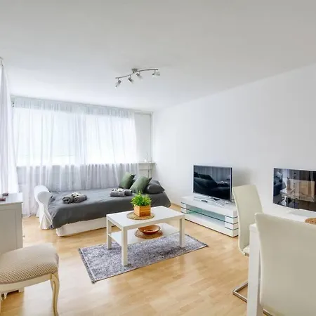 Apartment Flughafen/free Parking- Moderne Und Luxuswohnung *
