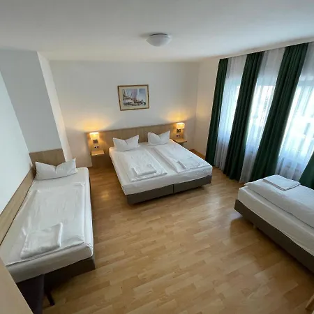 Hafner Hotel- -self Check-in 24h 酒店