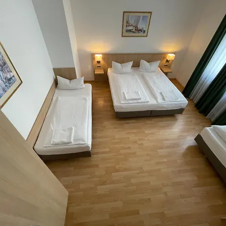 Hafner Hotel- -self Check-in 24h 酒店