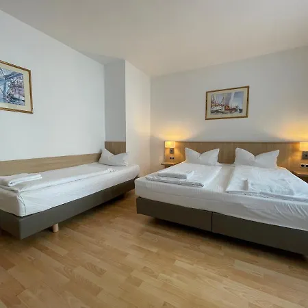 Hafner Hotel- -self Check-in 24h 酒店